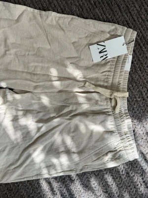 Linneshorts Zara man  - Nya med prislapp. 