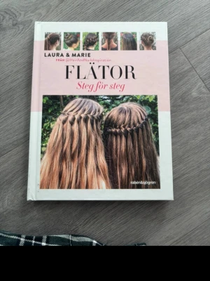 Lära sig fläta böcker  - 2 st, fint skick