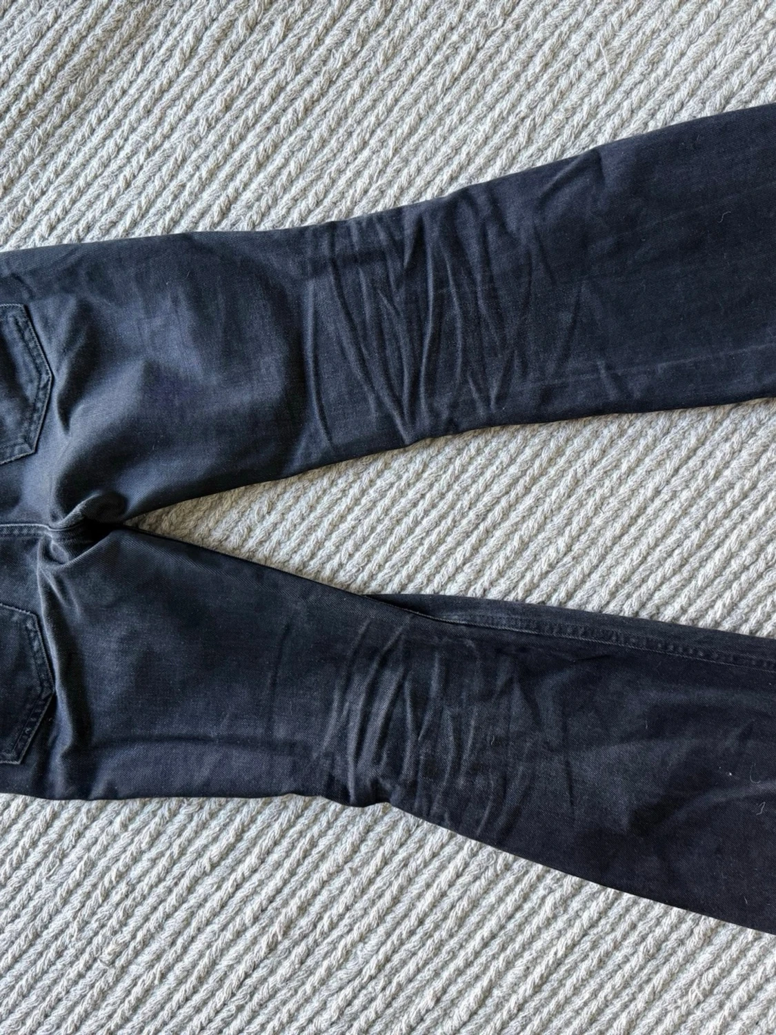 Svarta bootcut jeans - 2