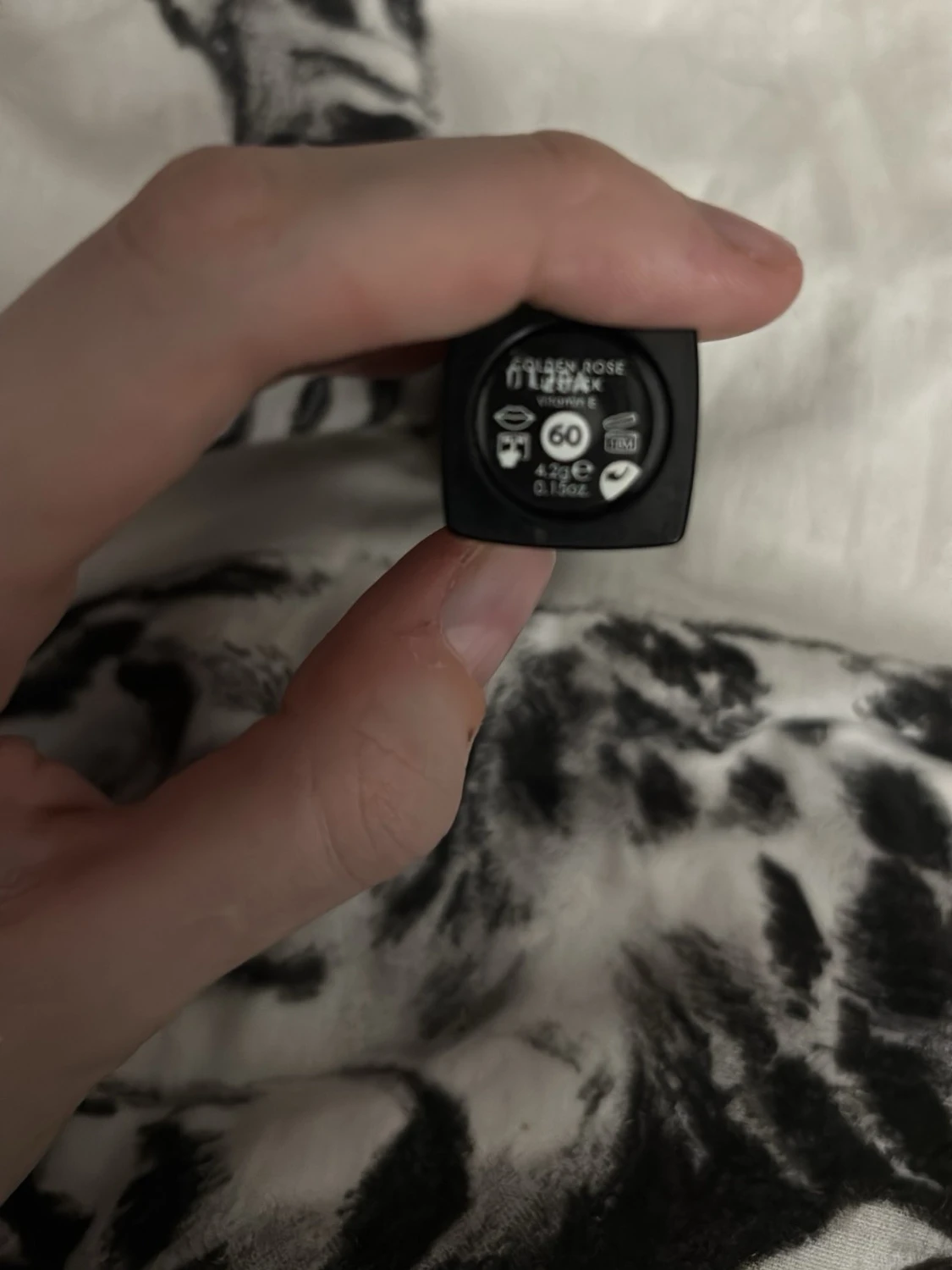 Rosa läppstift från Golden Rose - 2