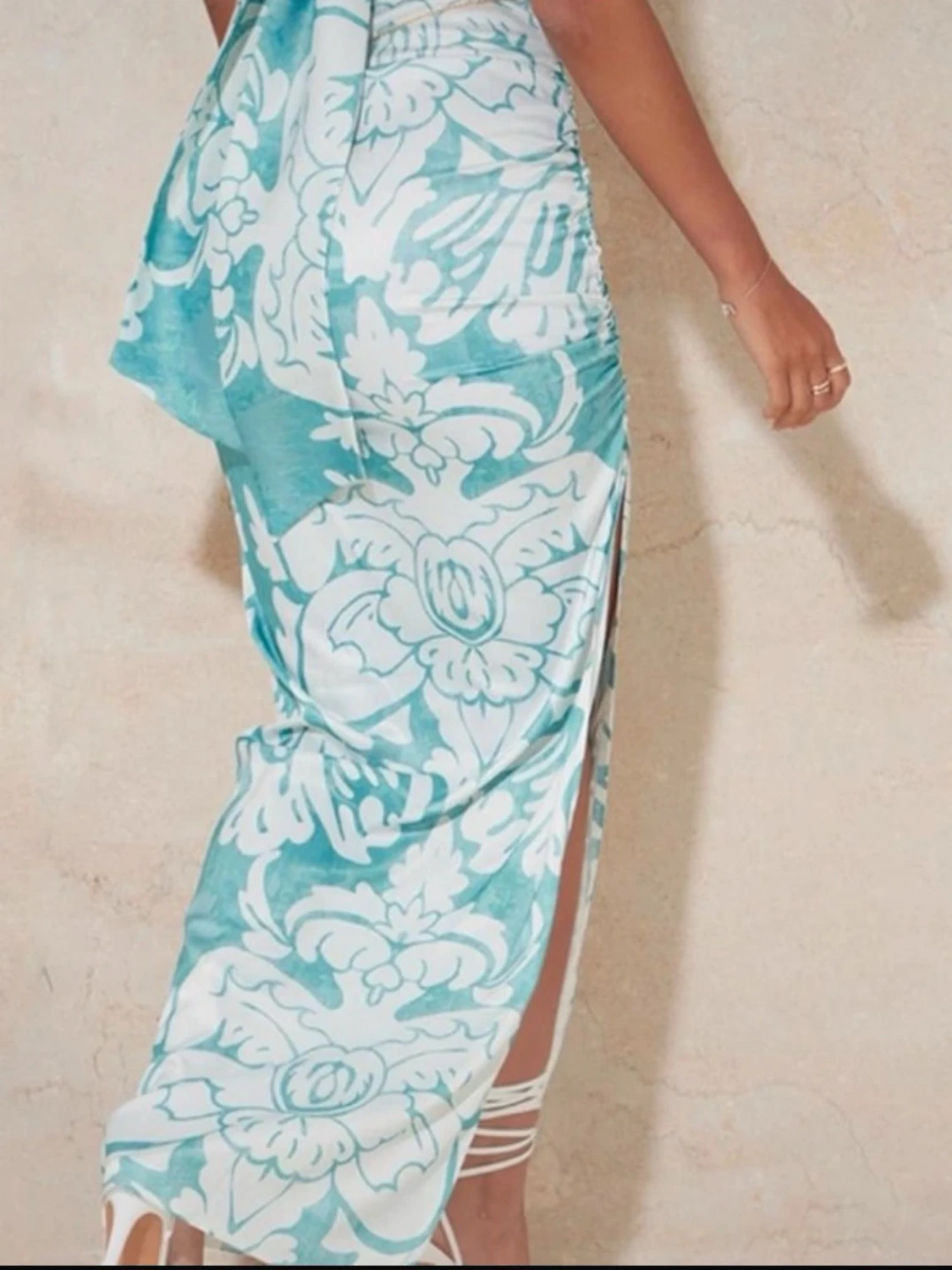 Turkos och vit set med slits - 1