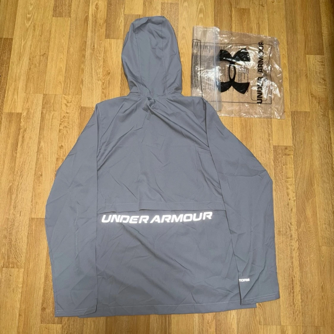Under Armour vindjacka – Helt ny - 1