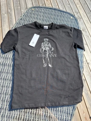 C.P. Company tshirt  - helt oanvänd fraktas snabbt och smidigt skrov vid frågor🙌