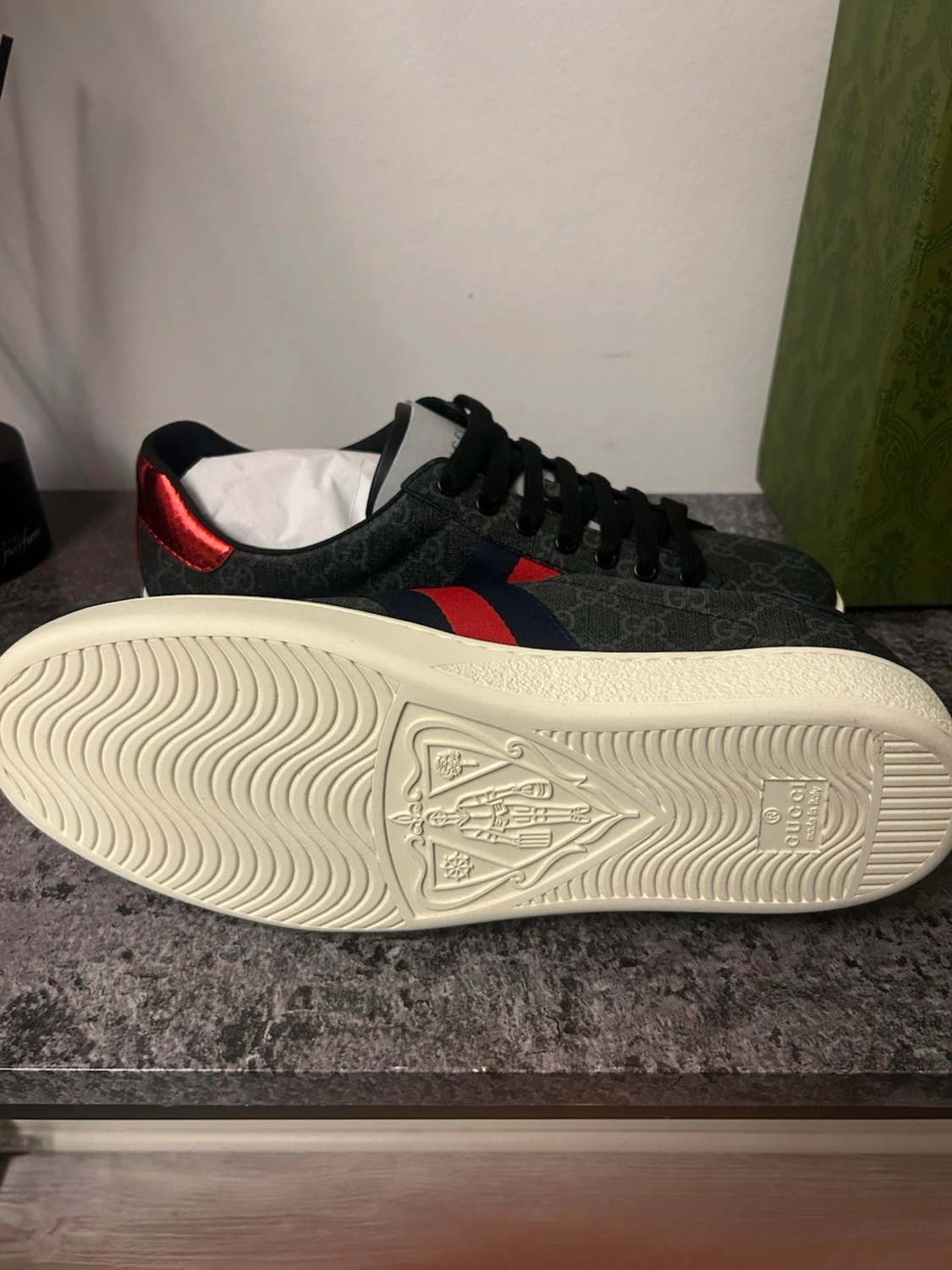 Gucci GG Supreme sneakers svart/röd - 4