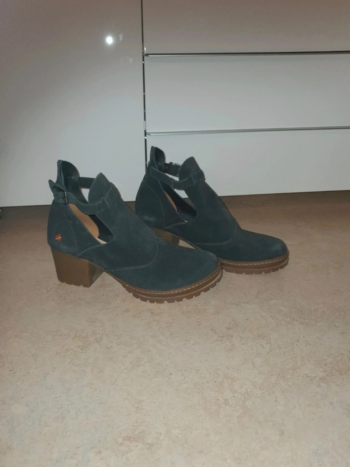 Mörkblåa stövletter från Art - 1