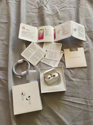 Aiiir pods 3 helt ny  - Kolla serie nummret 