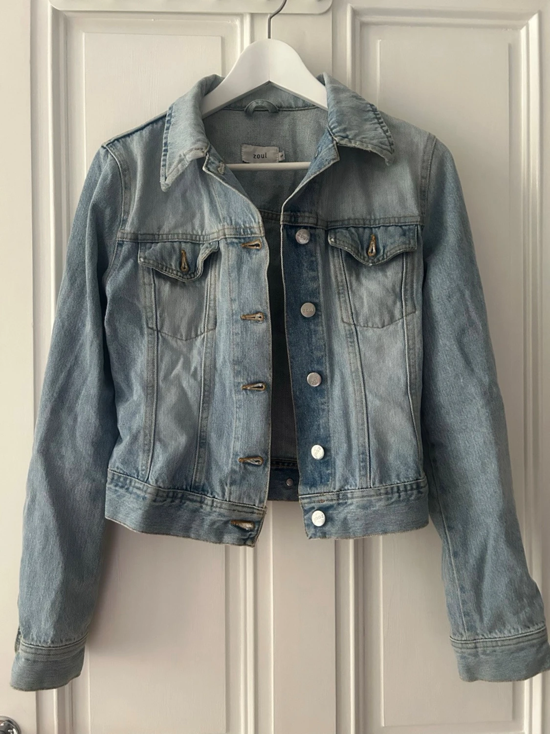Ljusblå jeansjacka från Zoul