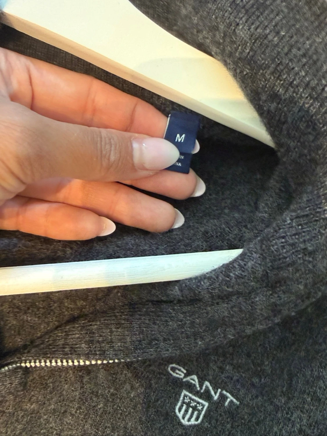 Mörkgrå ziptröja från Gant - 3