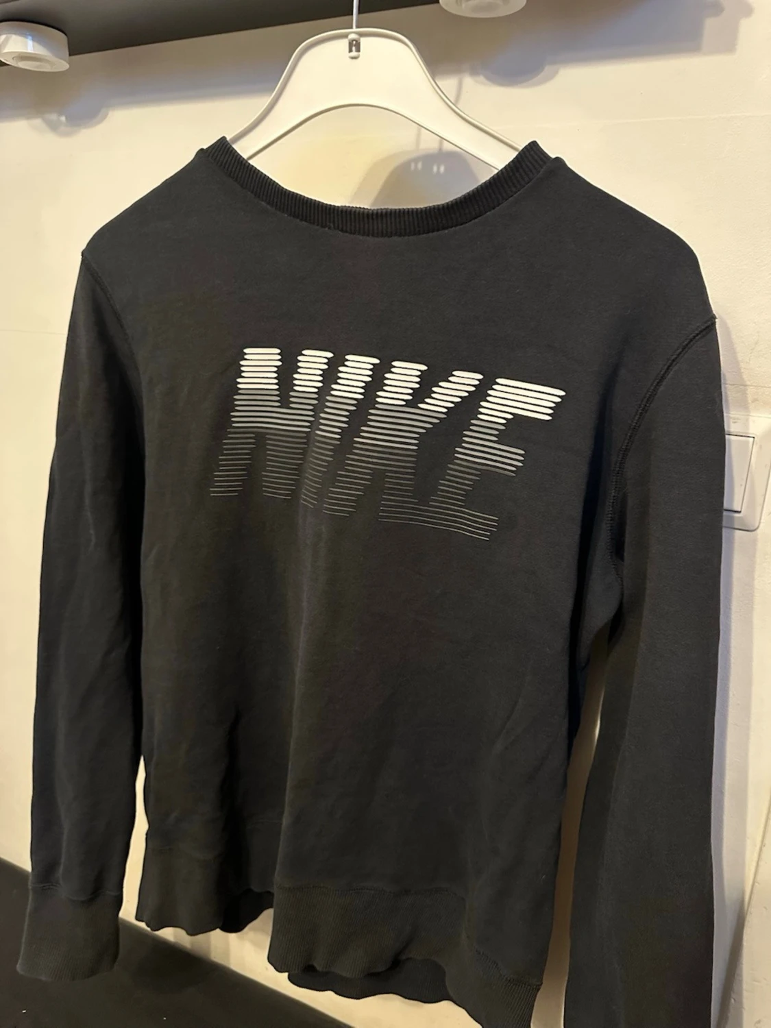 Svart sweatshirt från Nike
