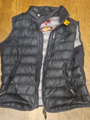 Parajumper väst - Parajumper väst i storlek L