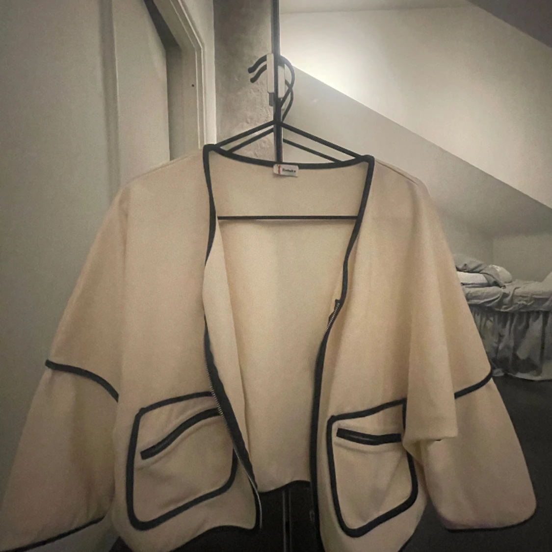 Trekvartsärmad kofta - 90