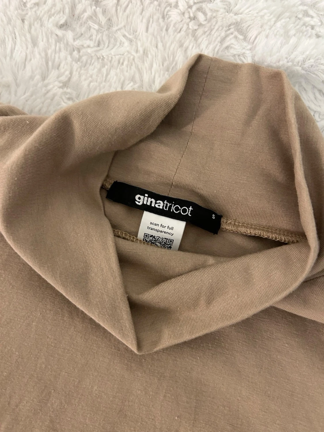 Beige croppad polotopp - 2