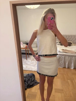 Zara set - Så fint set från Zara! Vit med fransar