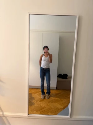 Blå bootcut jeans från Levis - Kommer tyvärr inte till användning!💙