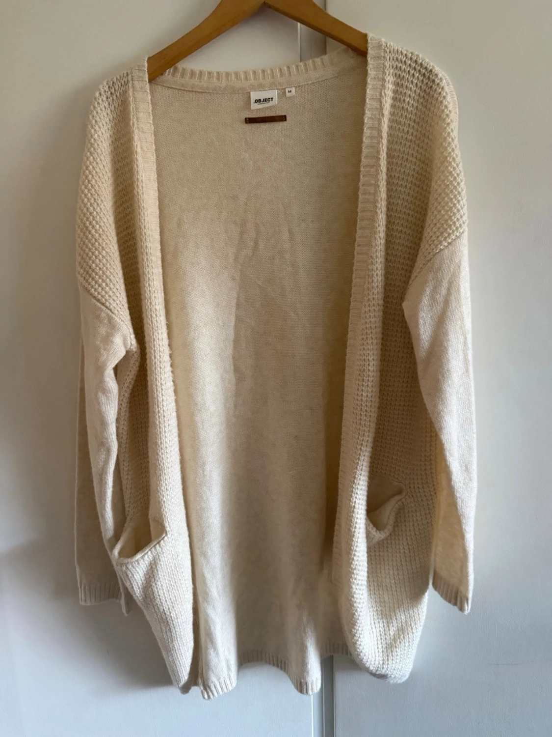 Beige lång kofta från Object