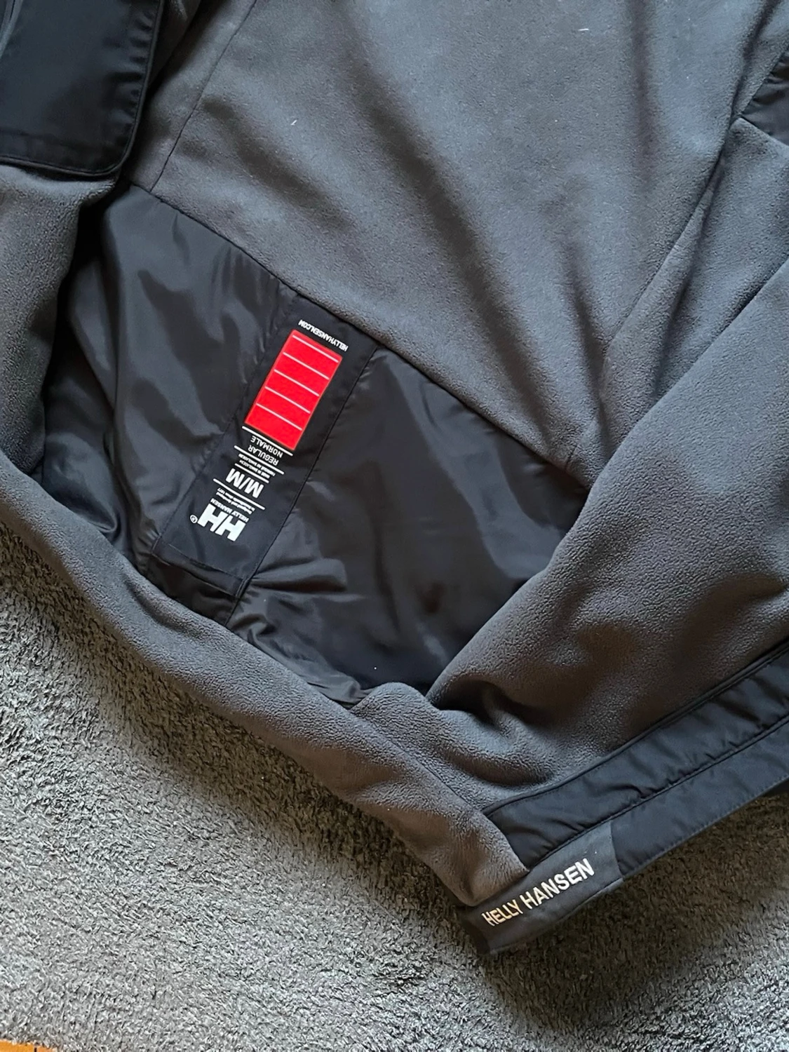 Svart vindjacka från Helly Hansen - 5