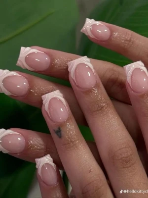 Lösnaglar - Cute French with 3D