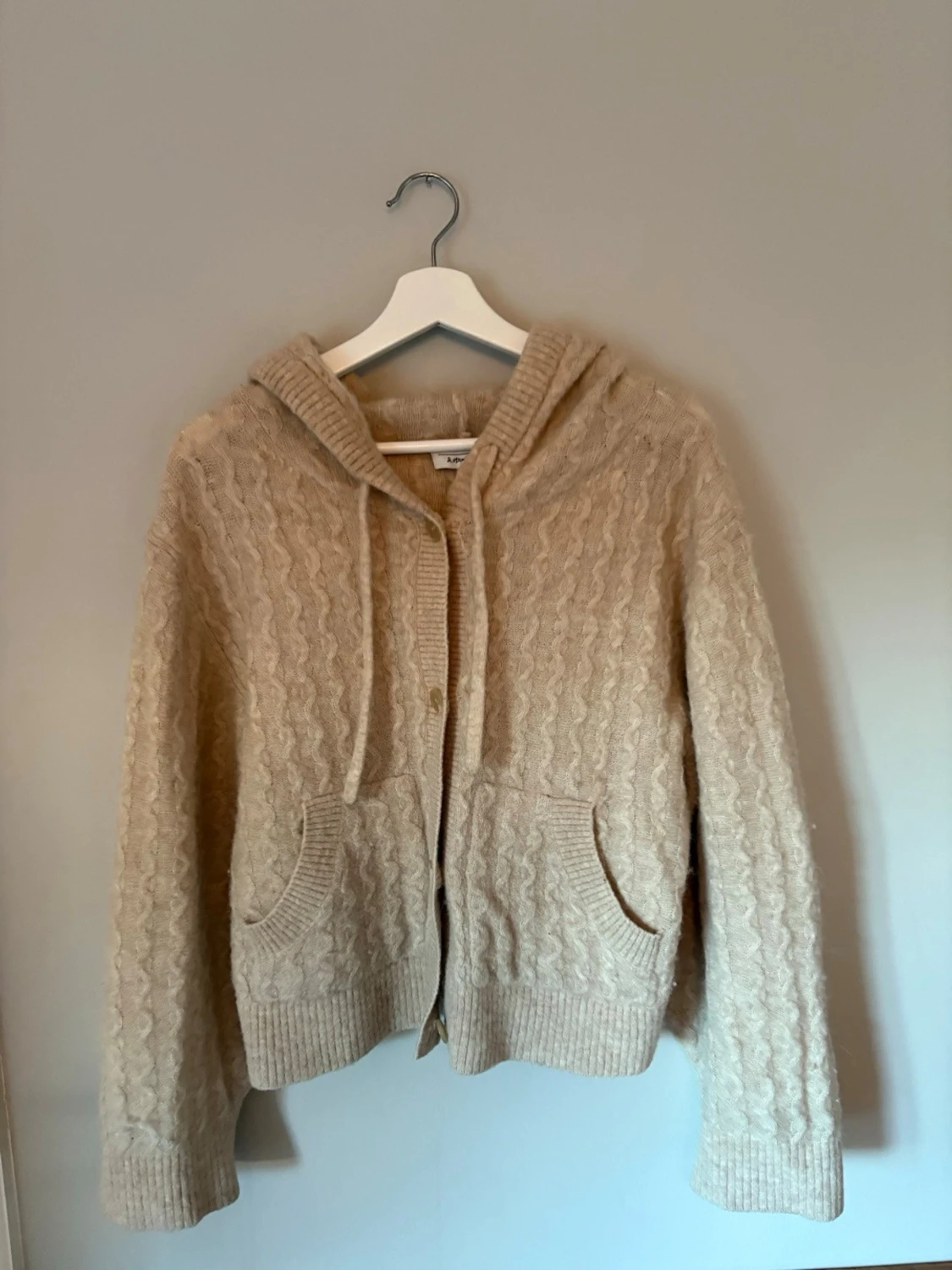 Beige stickad hoodie från & Other Stories - 2