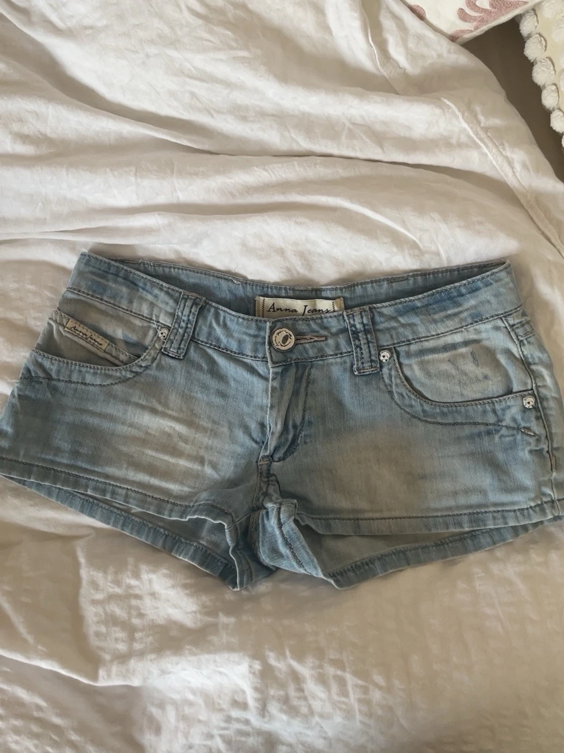 Ljusblå jeans shorts med låg midja - 3