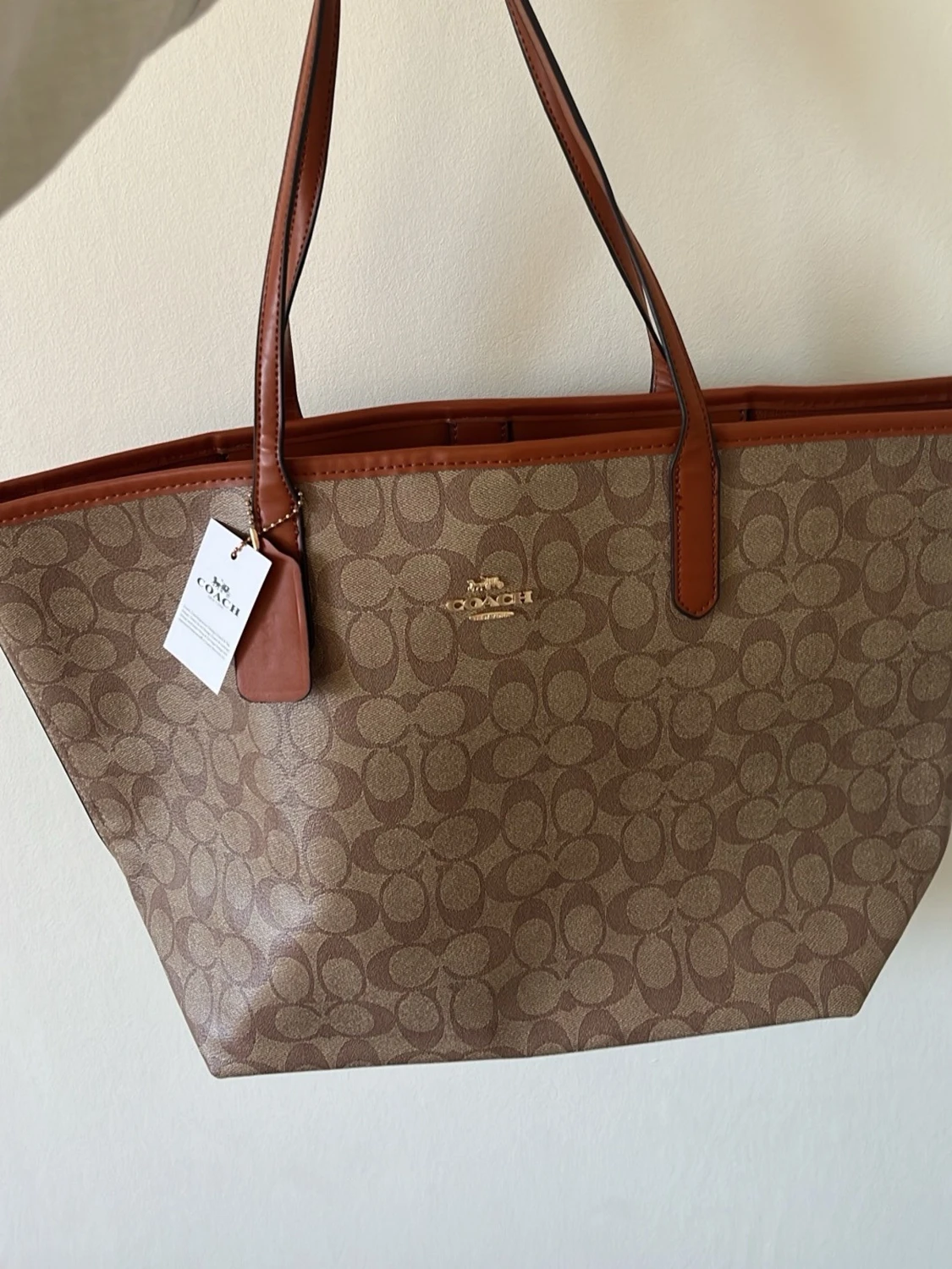 Brun shoppingväska från Coach