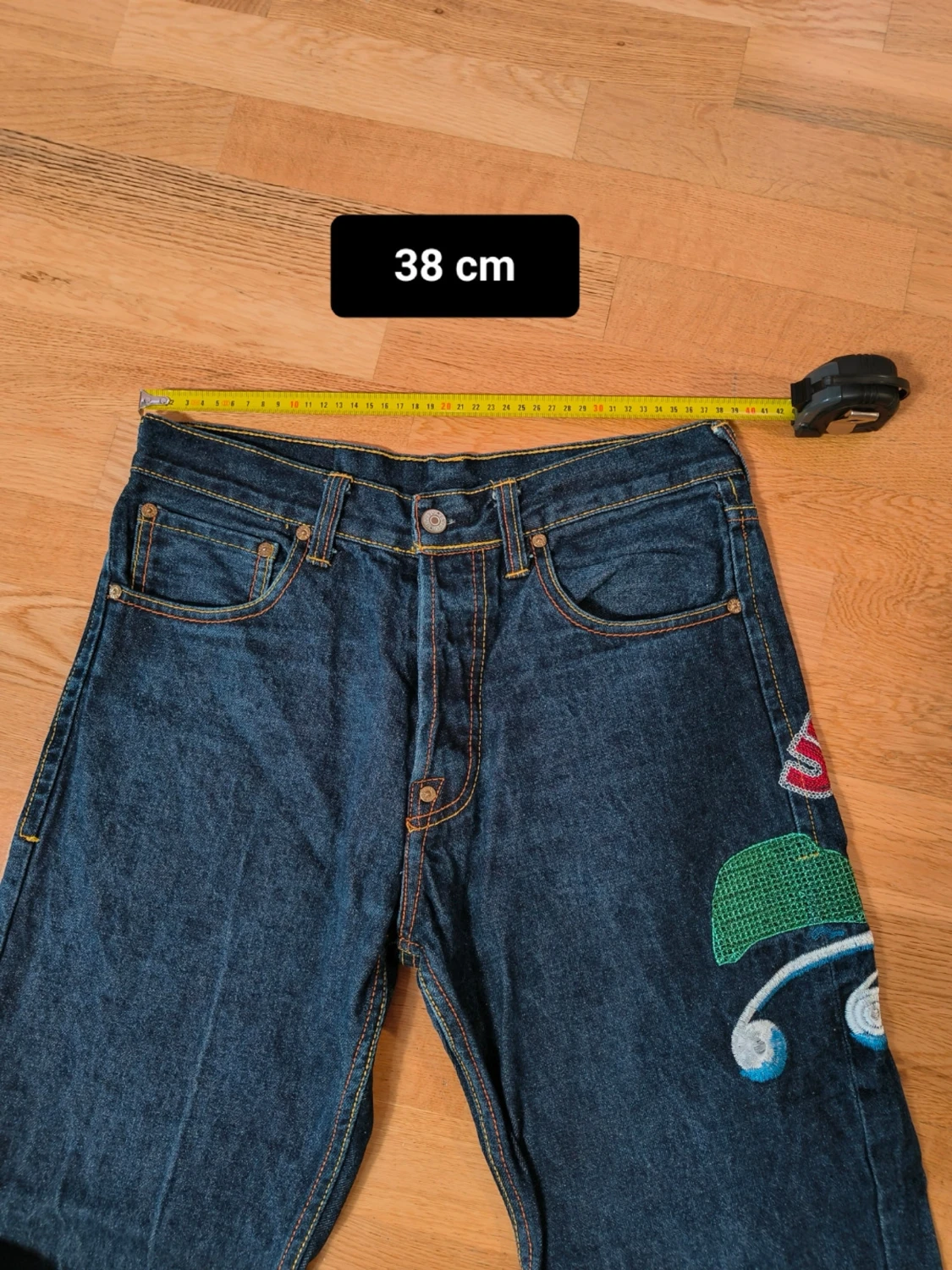Evisu Mörkblå jeans med brodyr - 3
