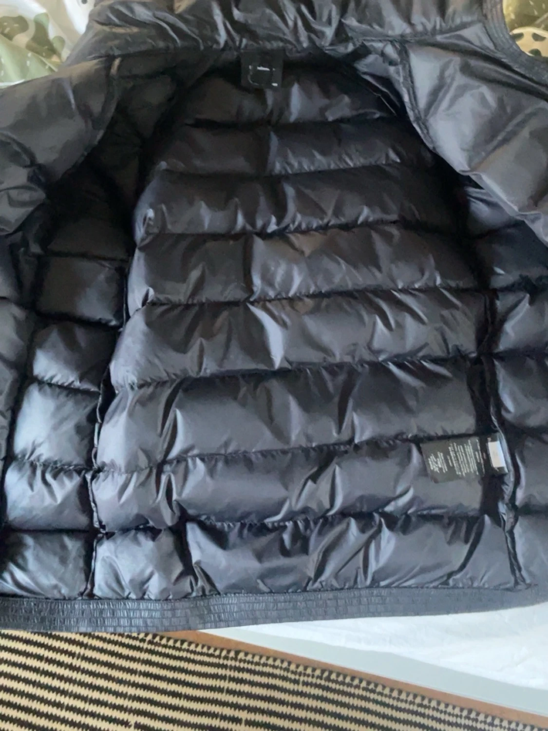 Svart dunjacka från Peak Performance - 4