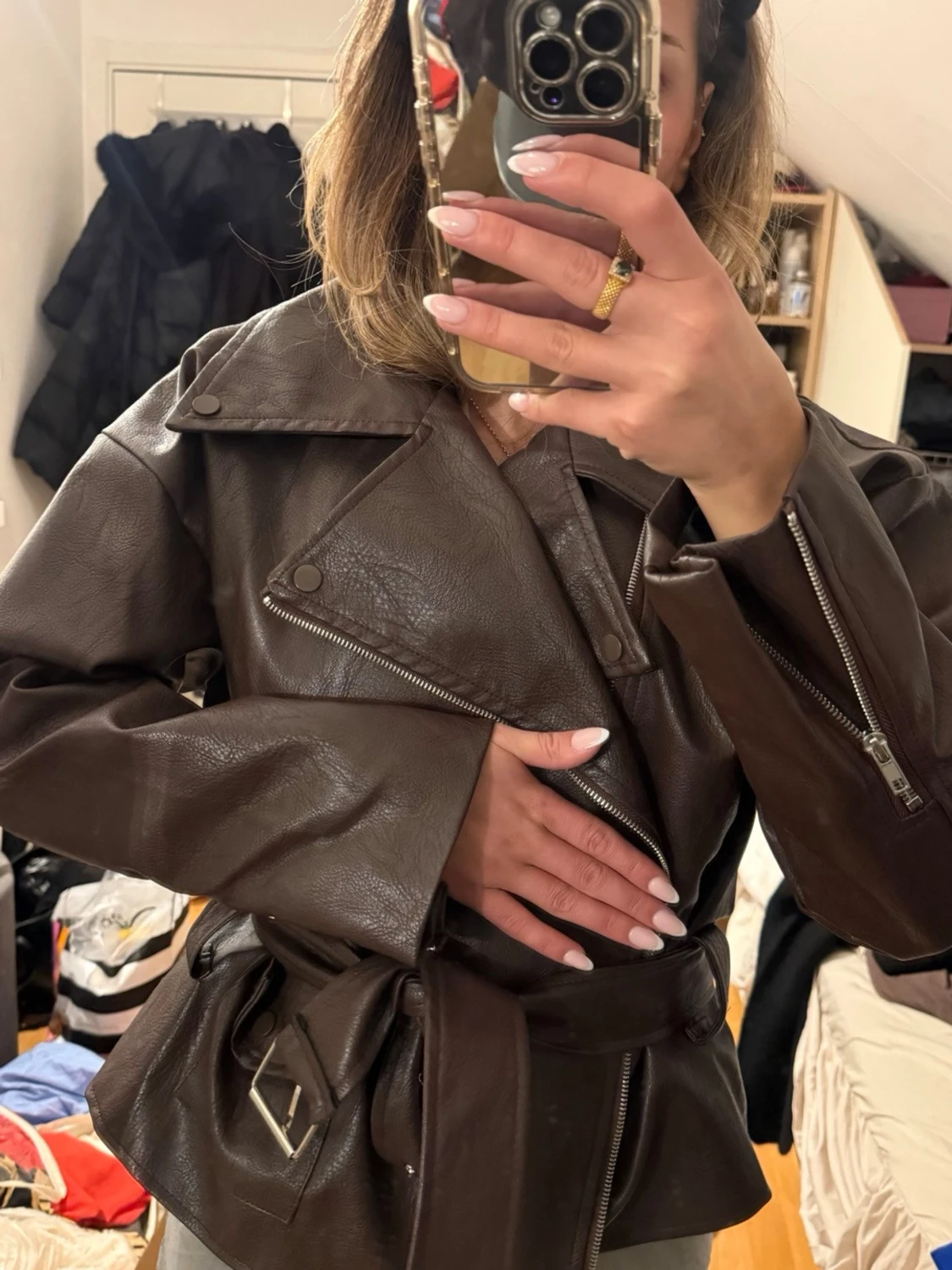 Brun oversized skinnjacka med bälte - 1