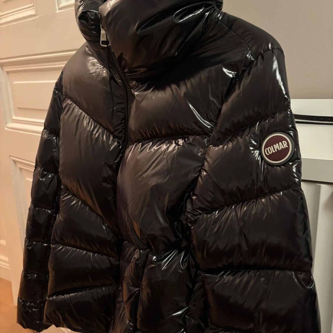 Svart pufferjacka från Colmar