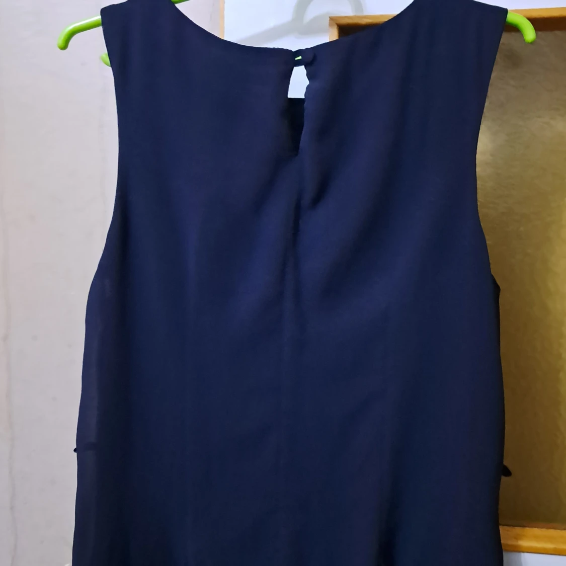 Mörkblå ärmlös klänning Atmosphere - 3