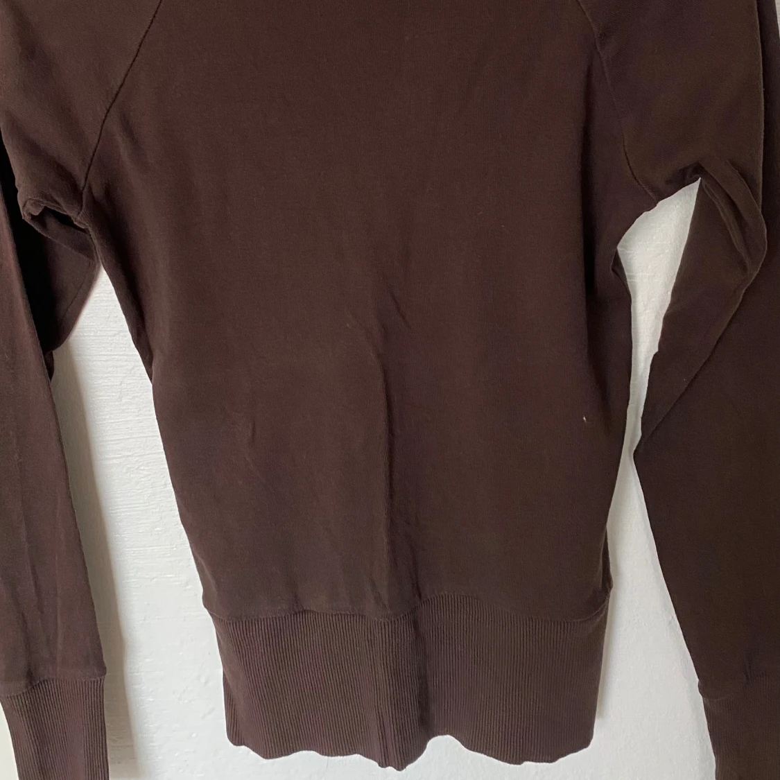 Brun långärmad tröja från H&M - 1