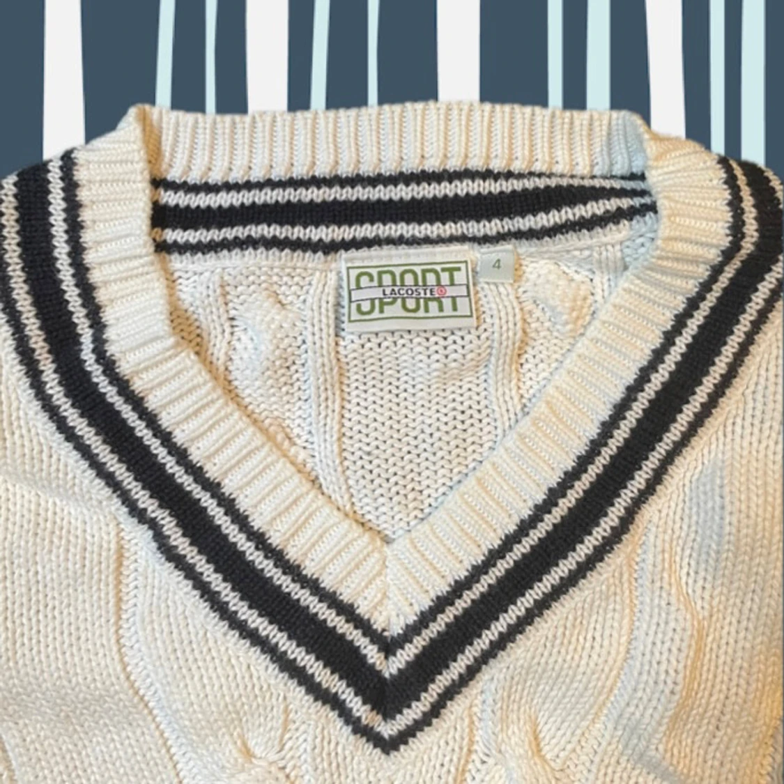 Vintage kabelstickad väst från Lacoste - 1