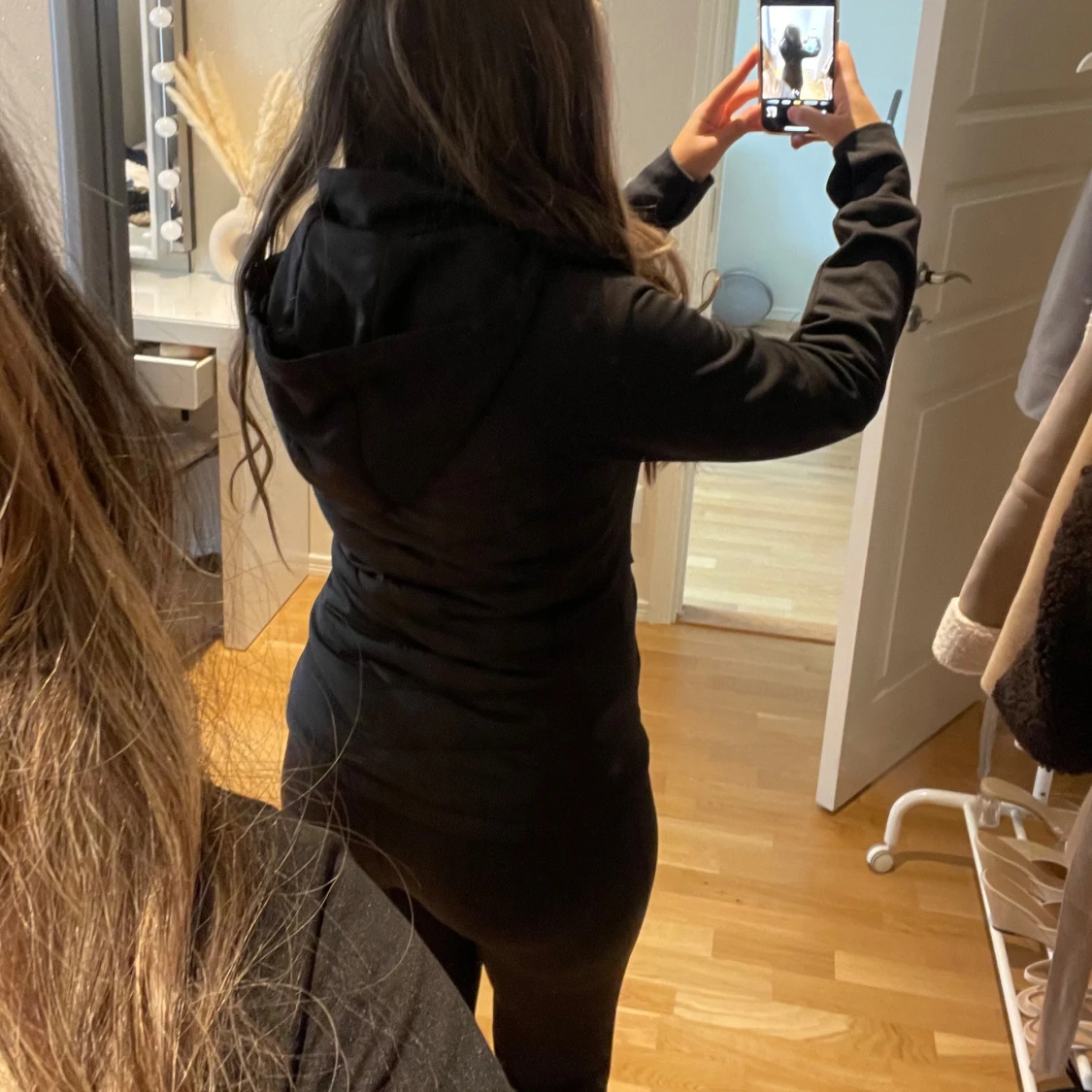 Svart quiltad vindjacka från Move/ H&M - 1