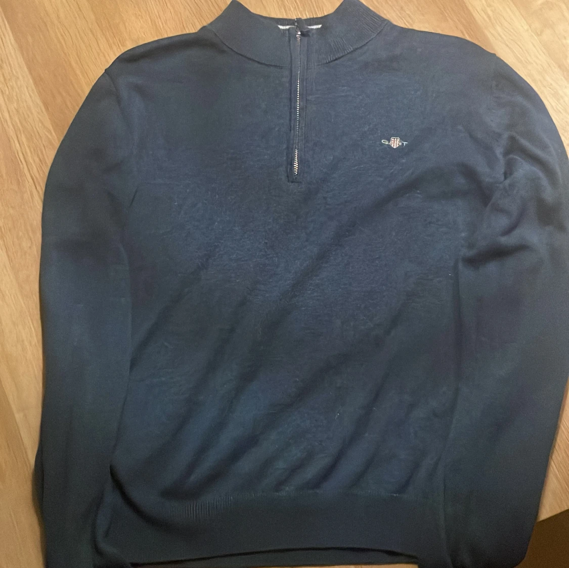 Mörkblå half zip tröja från Gant - 1