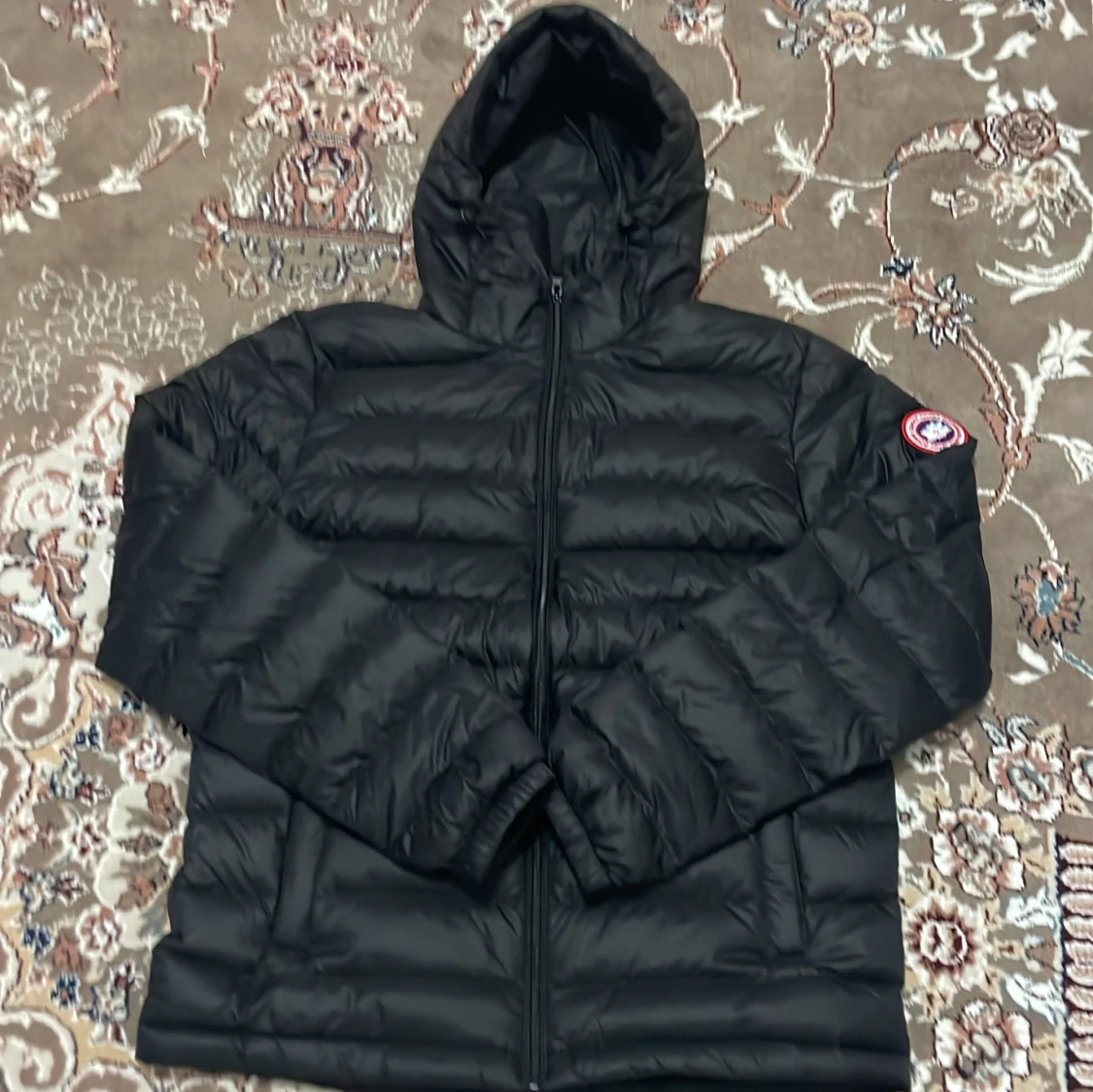 Svart dunjacka från Canada Goose