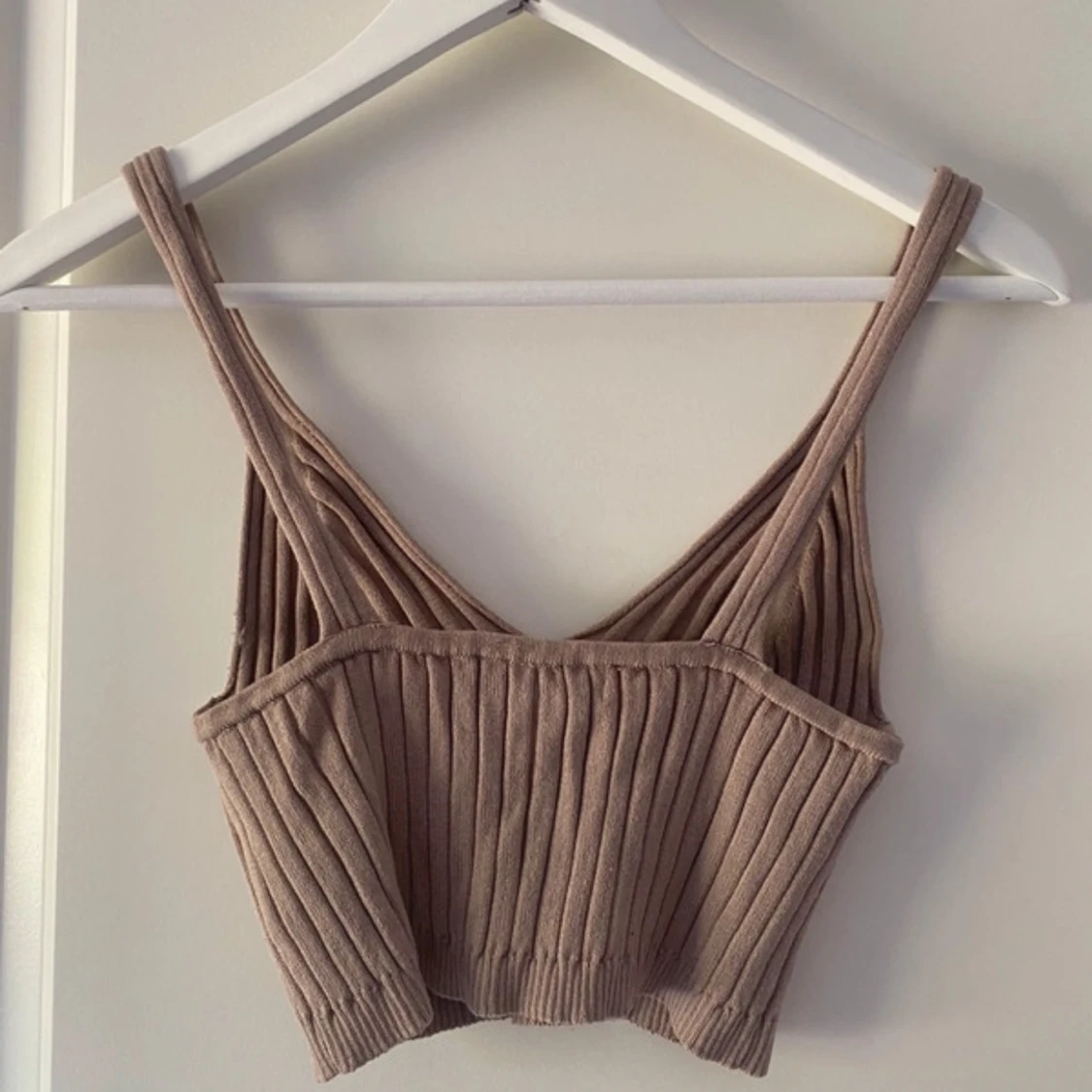 Beige ribbad stickad linnetopp H&M - 1