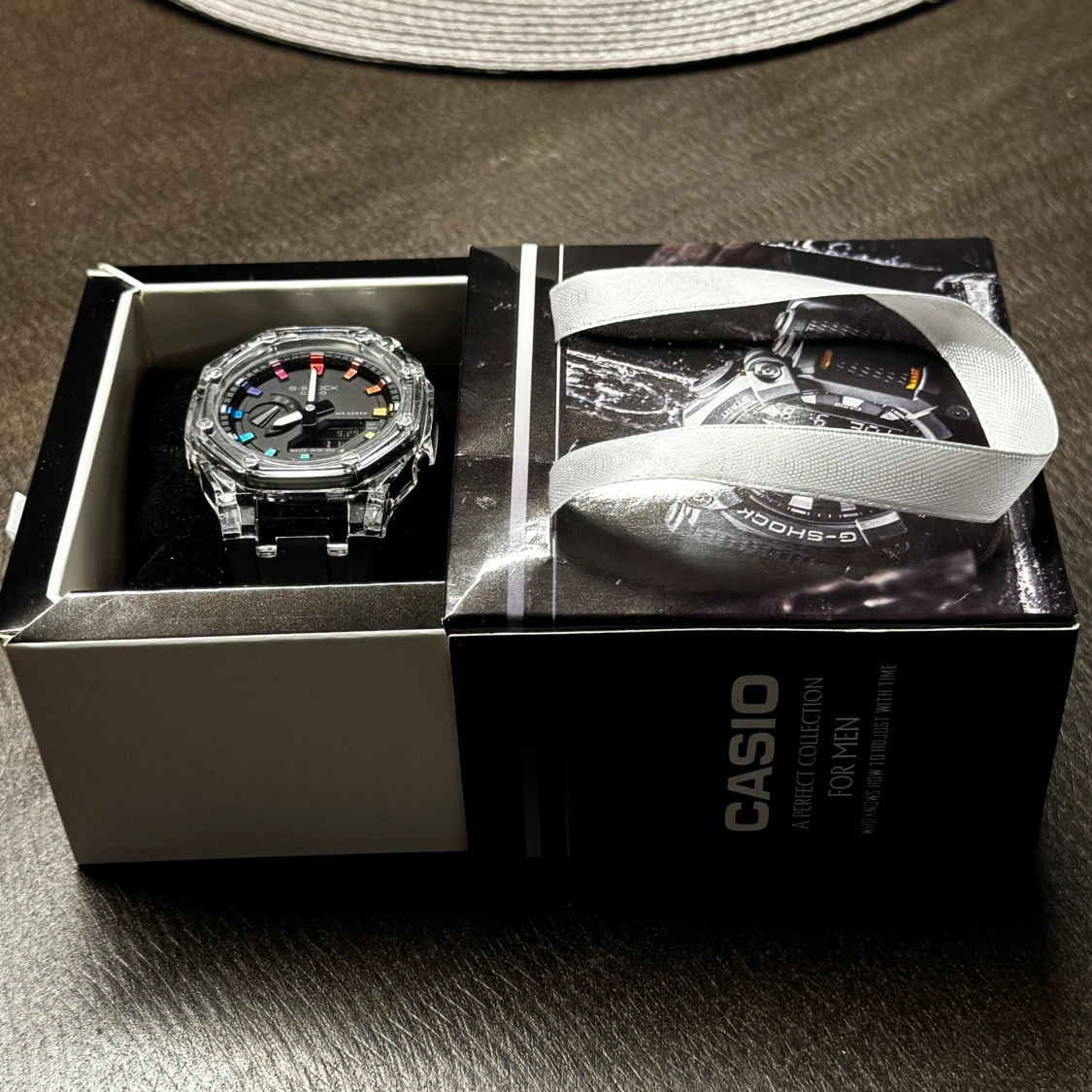 Casio G-Shock svart klocka - Rainbow - 3