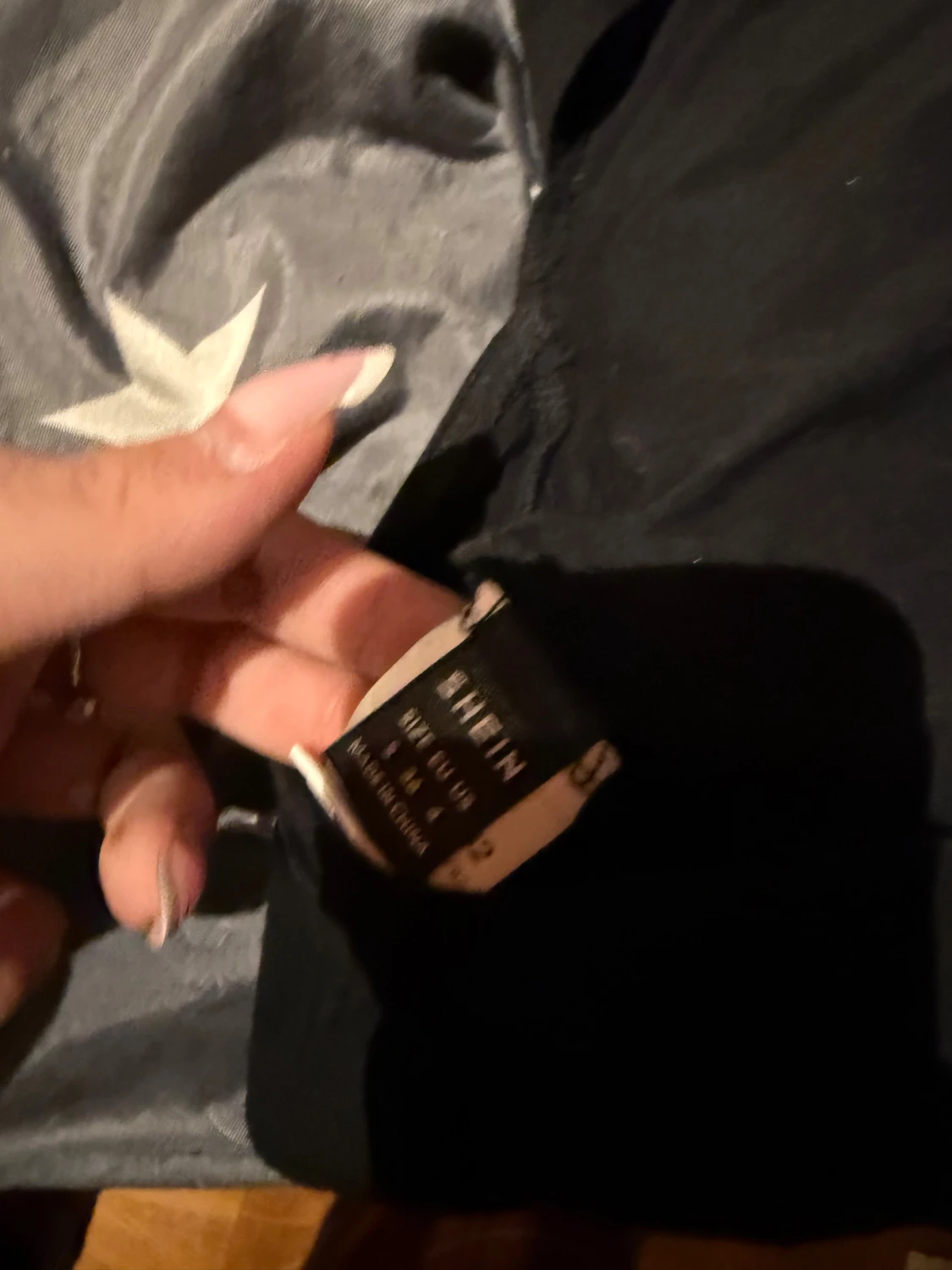 Svart topp från SHEIN , M