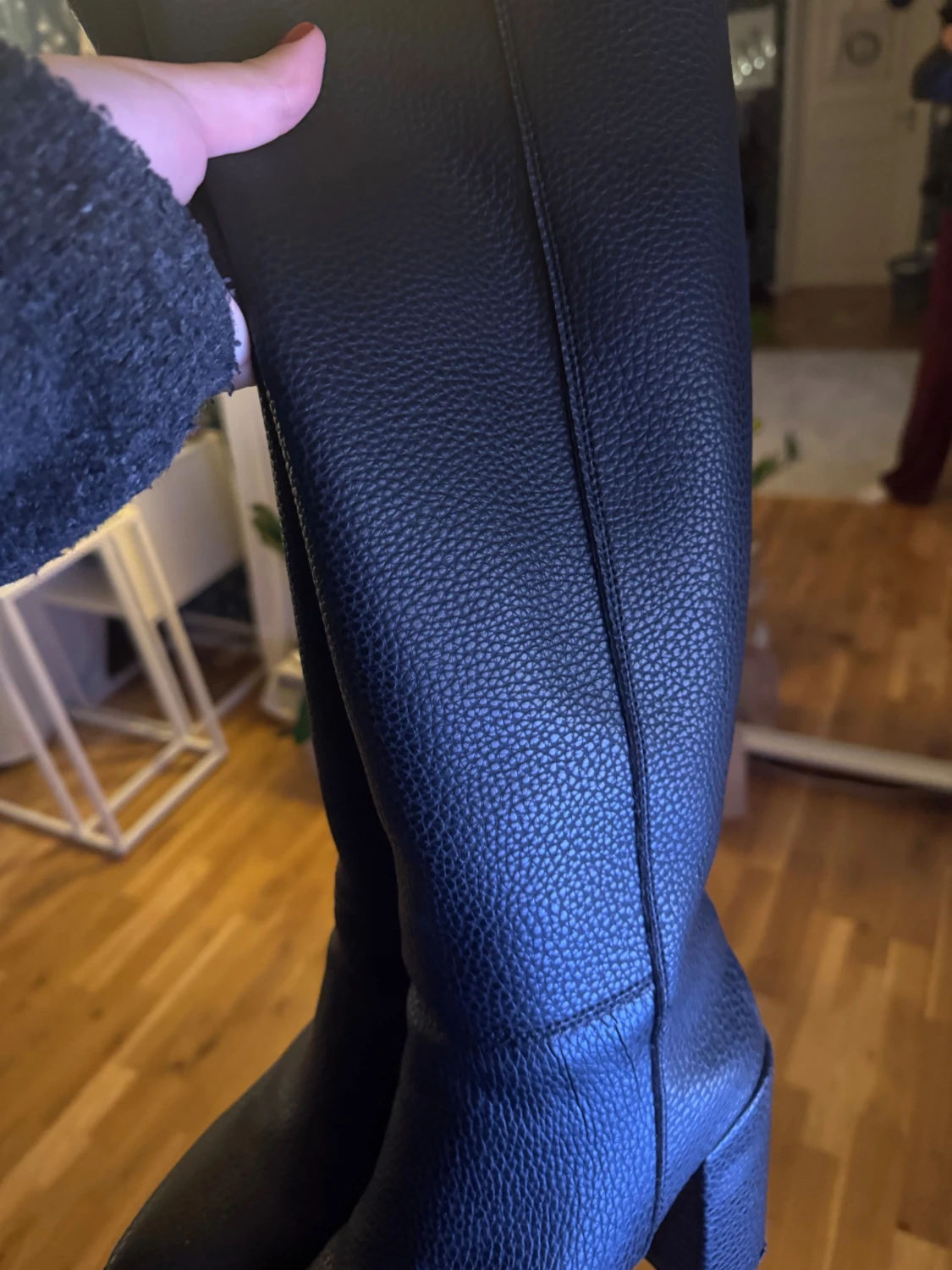 Svarta höga stövlar med klack - 2