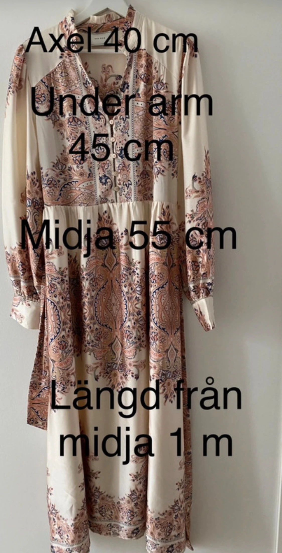  Långklänning från Neo Noir - 6