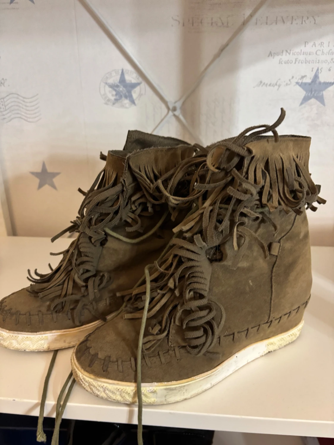 Bruna boots med fransar och snörning - 1