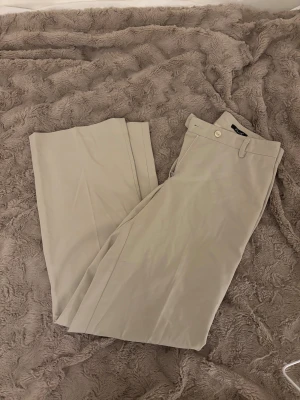 Kostymbyxor  - Kostymbyxor från your face