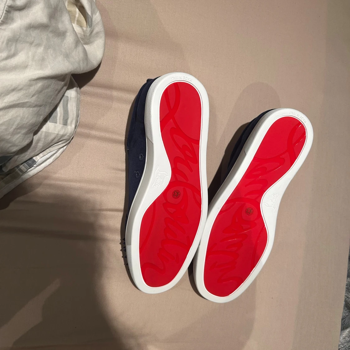 Marinblåa loubitins  - 4