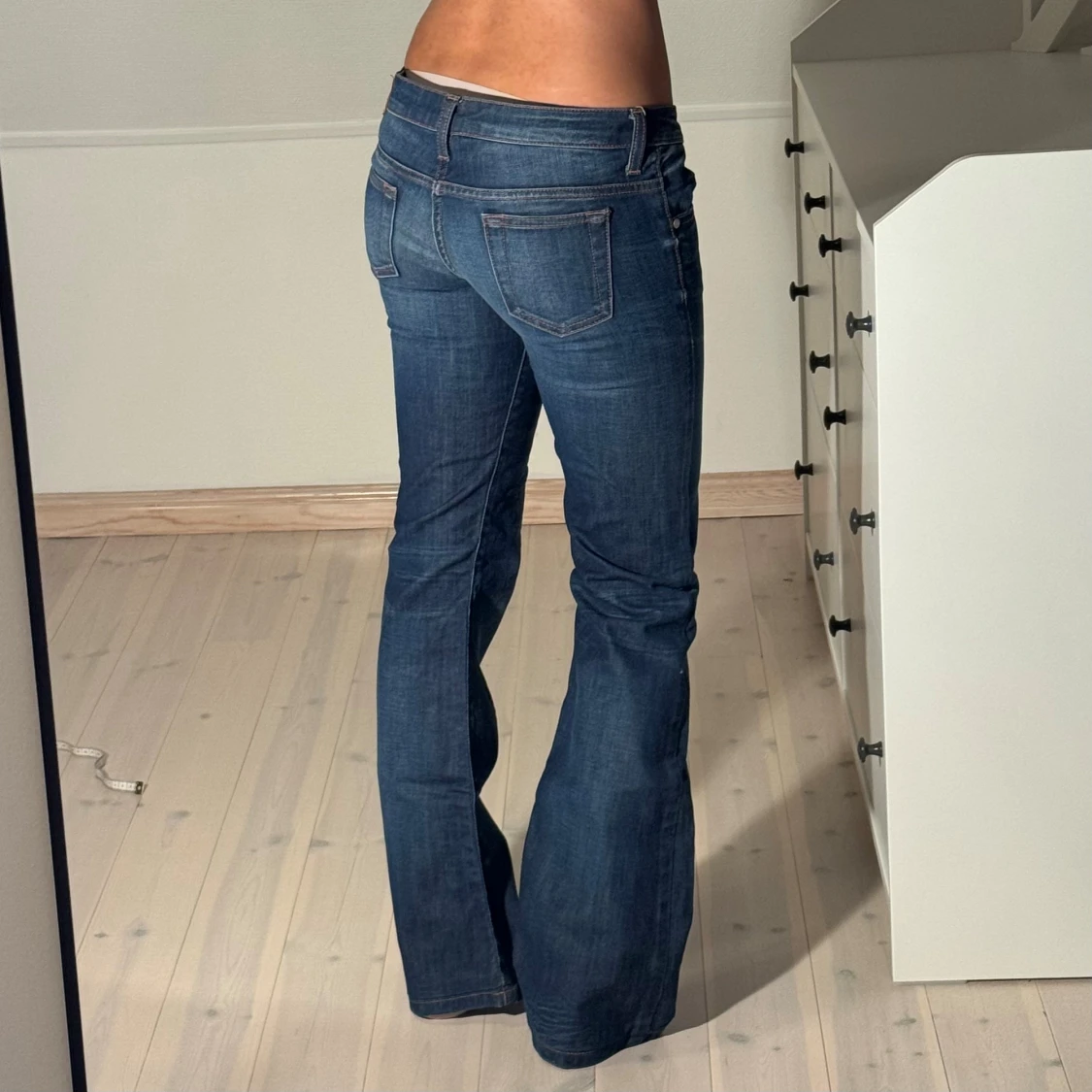 Lågmidjade bootcut jeans - 1