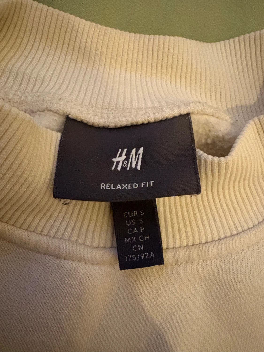 Vit sweatshirt från H&M relaxed fit - 2