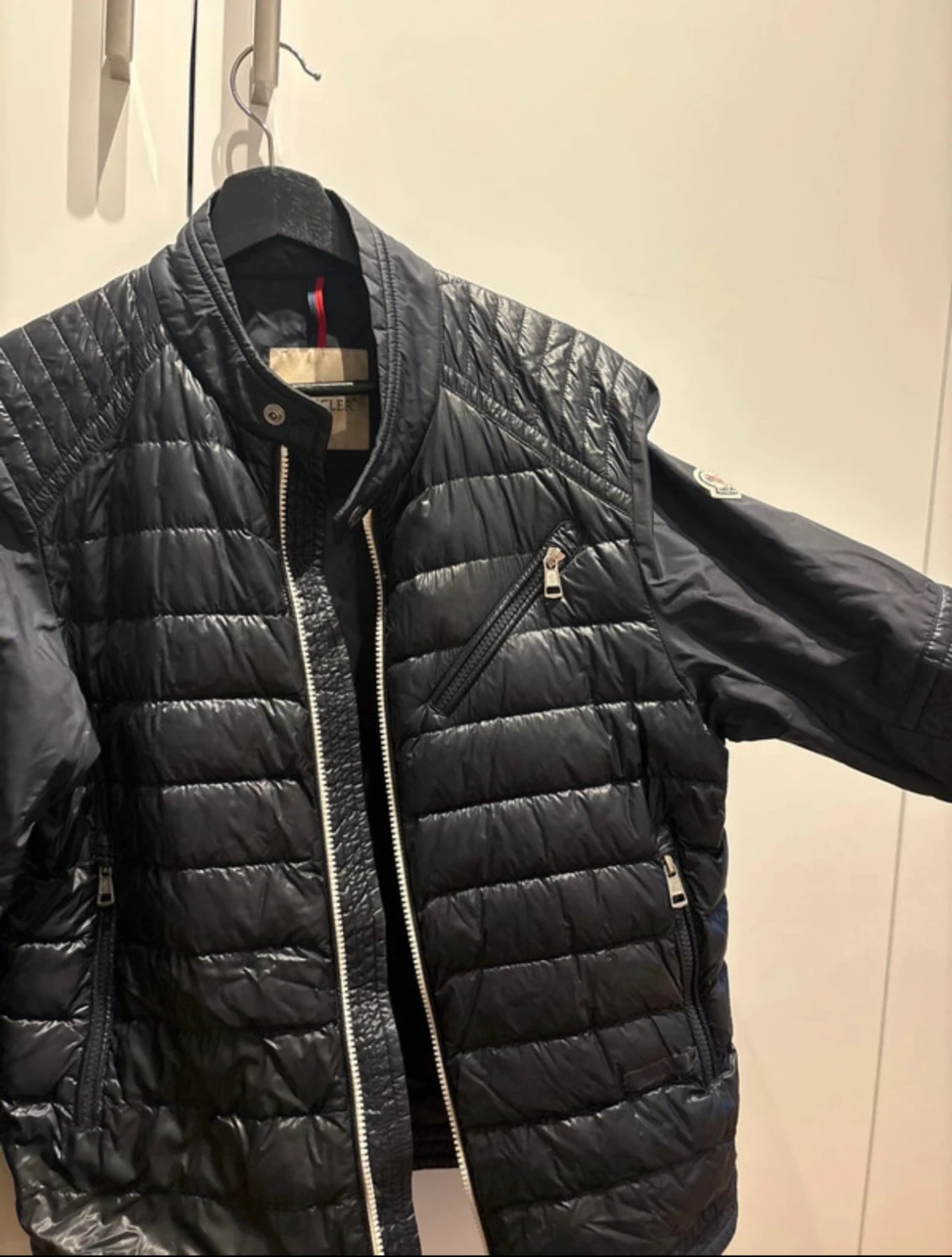 Svart pufferjacka från Moncler storlek 1 sitter som 2 - 2