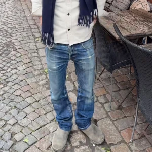 Levis 511  - Asfeta vintage Levis 511 med snygga slitningar. Skriv vid frågor!