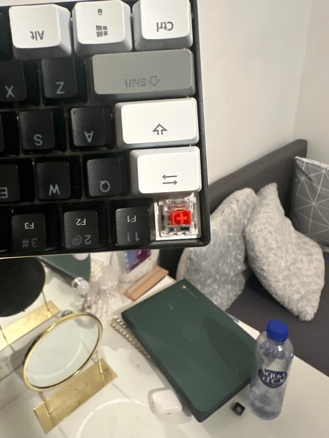 Mekaniskt tangentbord 65% med röda switchar - 2