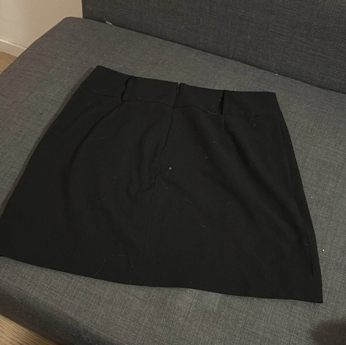 Svart kortkjol från KappAhl - 2