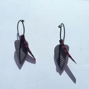 Likely vintage Sami earrings - Unfortunately I do not know much about these earings. They are handmade likely by Sami population. Year anywhere between 1970-2010s. Beautifully maintained. Low price due to lack of information.  Bundle discounts: two items 10% off (automatic) three items 15% off, five items 20% off. Message me before purchasing 3+ items for discount.