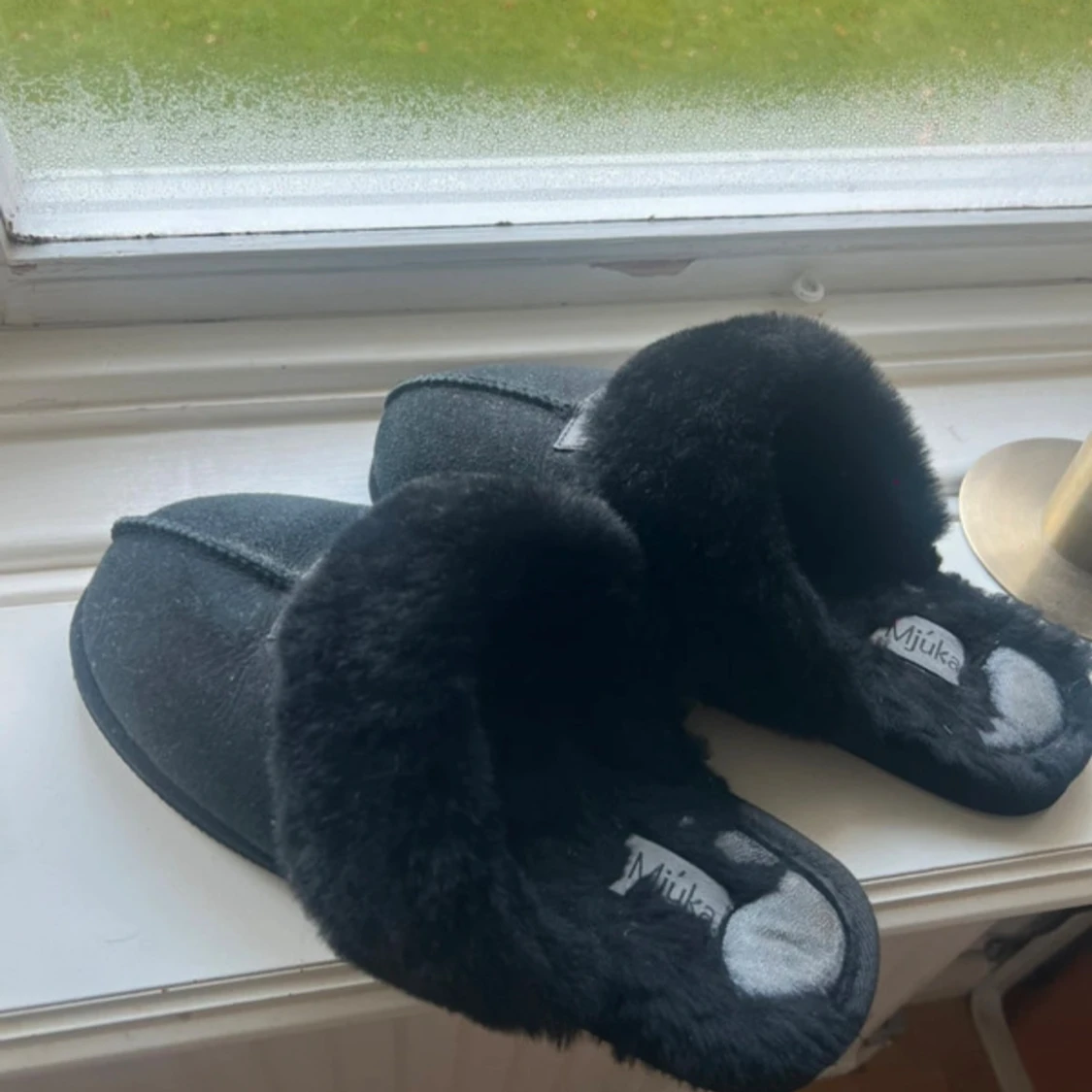 Svarta tofflor från Mjuka med päls - 2